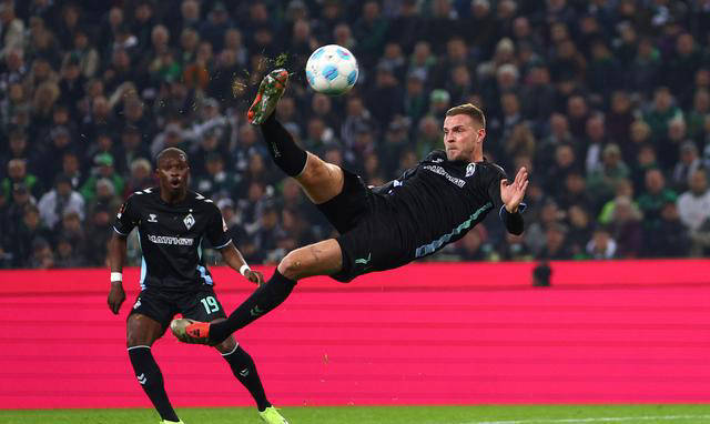 不来梅队长受伤,球队士气或将受到影响的简单介绍 不来梅队长受伤,球队士气或将受到影响的简单介绍