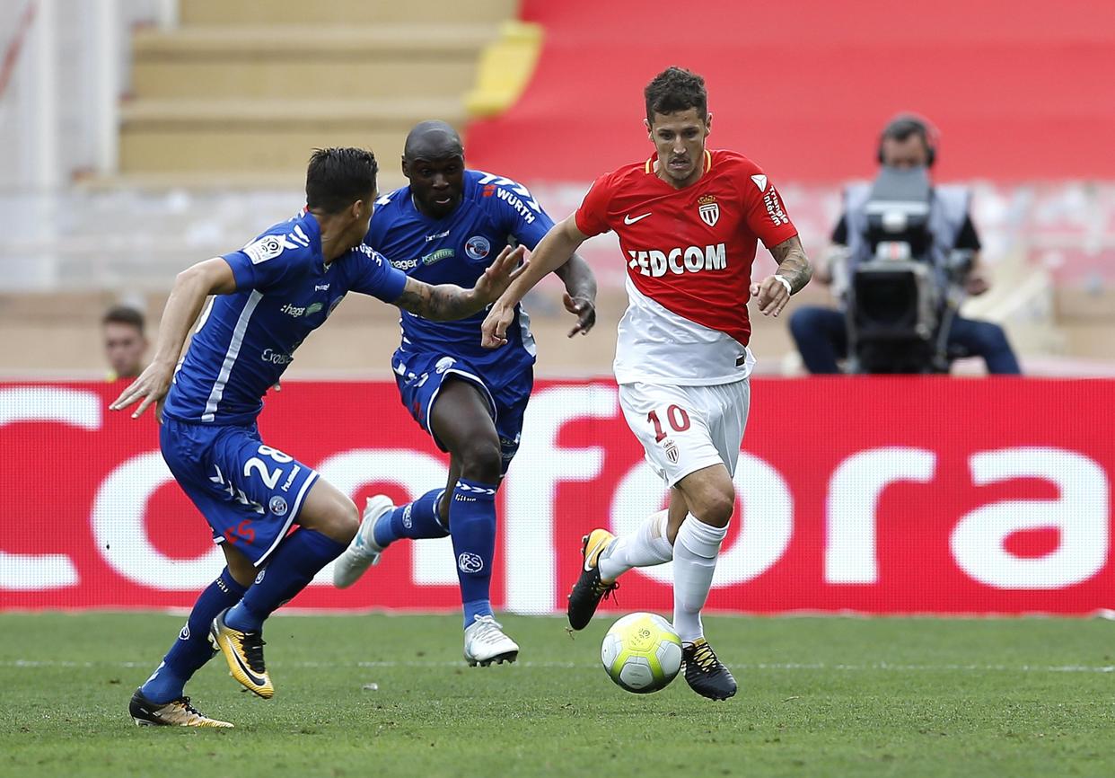 图卢兹球员表现出色,球队展现团结 图卢兹球员表现出色,球队展现团结