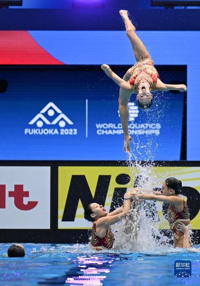 开云体育平台APP-保加利亚花样游泳队表演优美的简单介绍