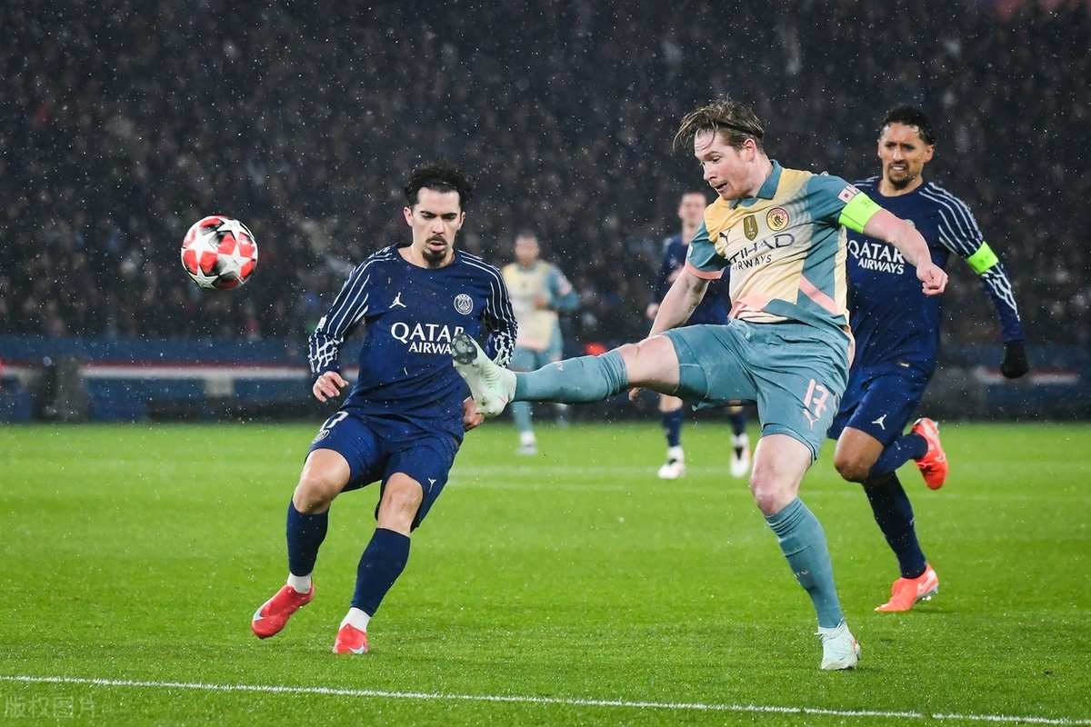 开云体育官方网站-曼城客场击败对手，小组第一实现