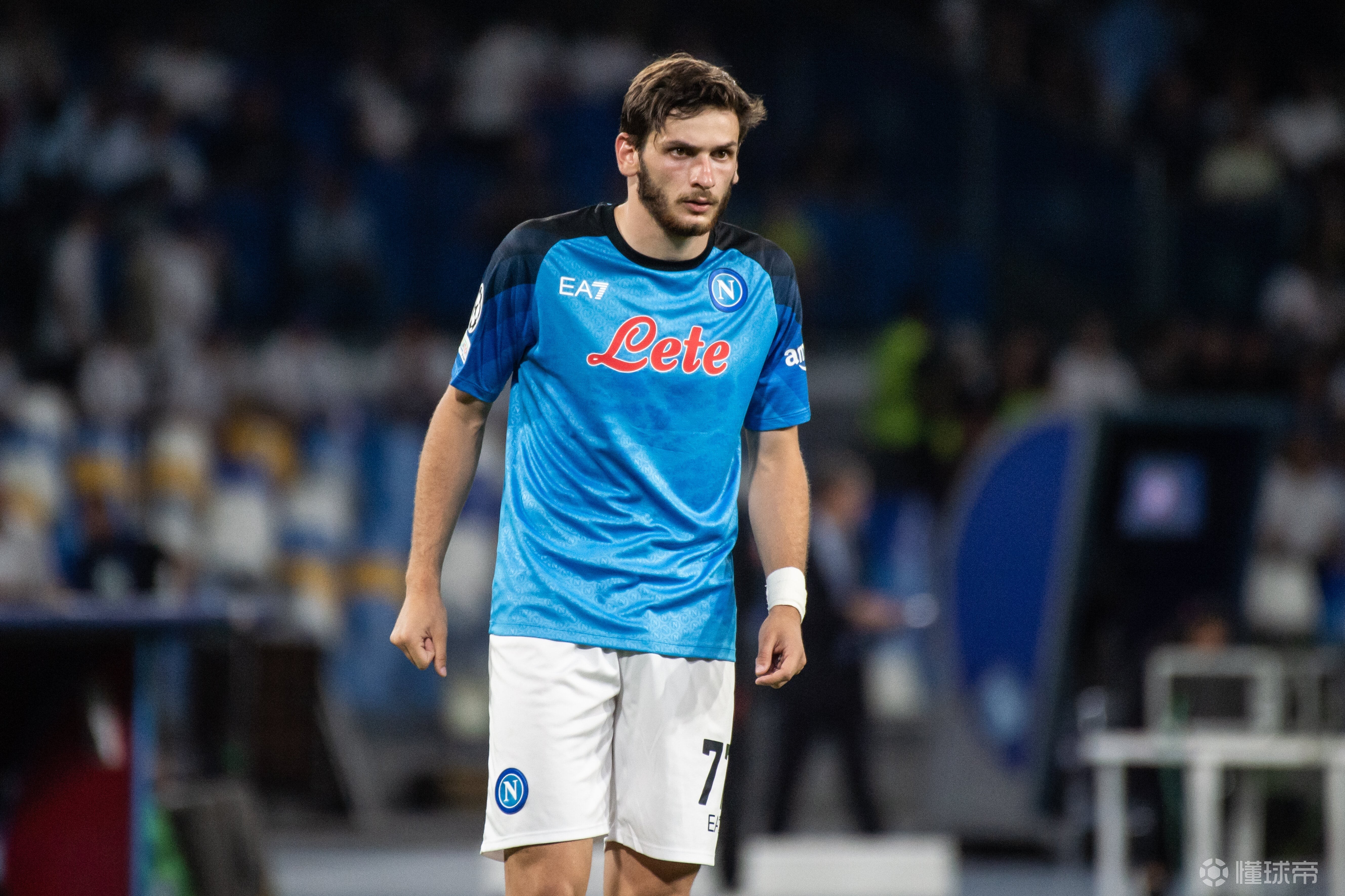 关于那不勒斯前锋荣膺联赛最佳,成为关注焦点的信息 关于那不勒斯前锋荣膺联赛最佳,成为关注焦点的信息