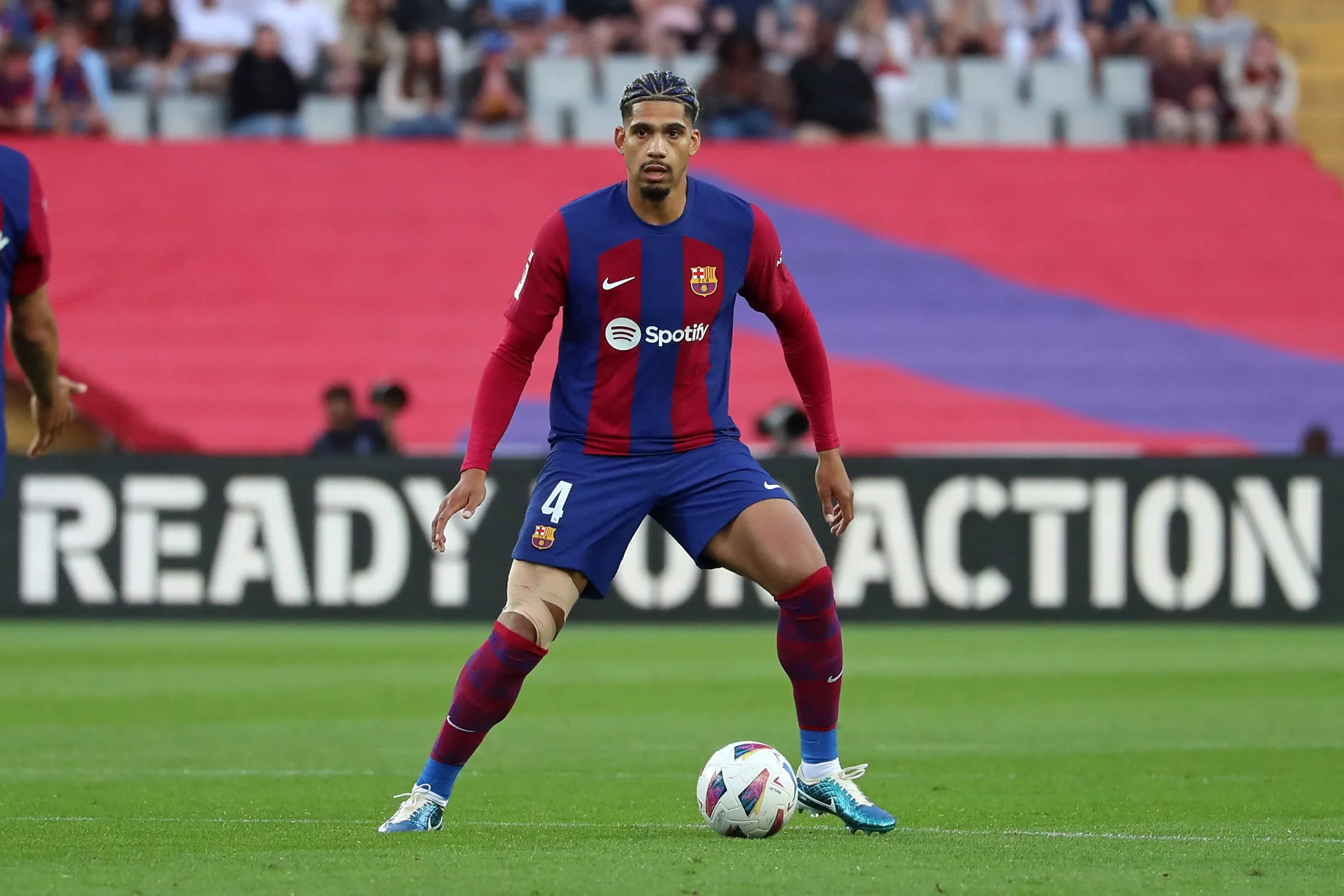 开云体育-塞维利亚客场惜败，积分暂时停滞的简单介绍