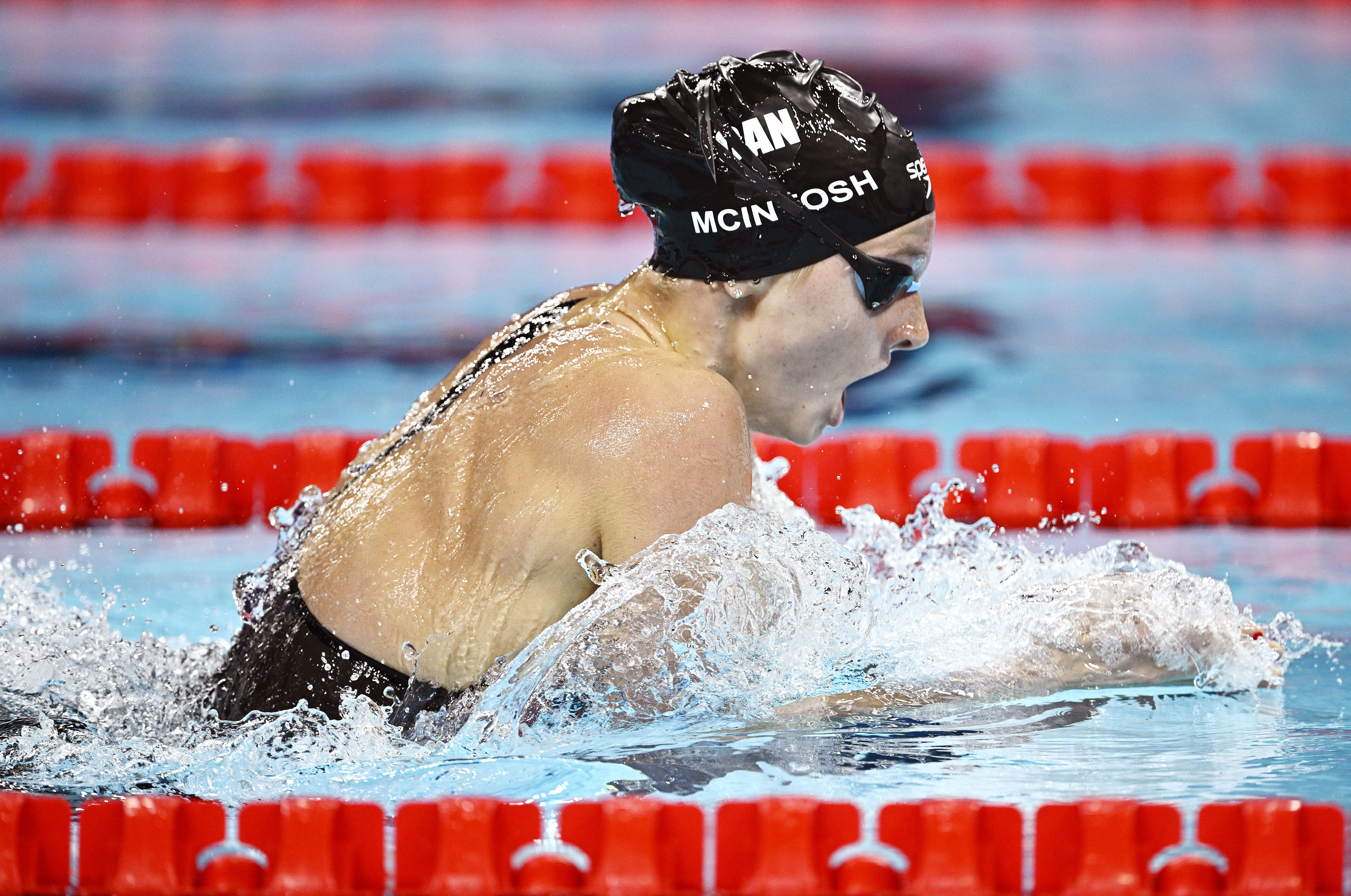 开云体育中国-加拿大选手在游泳项目中实现突破