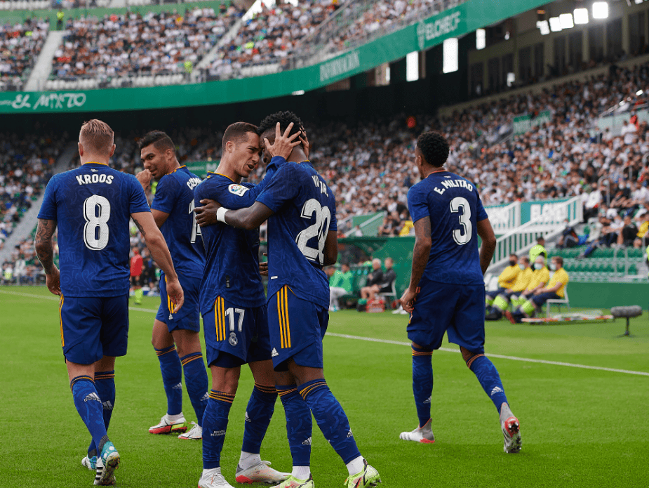 包含尤文图斯客场战胜恩波利，继续领跑意甲的词条