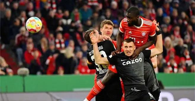 包含汉诺威客场爆冷击败拜仁慕尼黑,全队庆祝取胜的词条 包含汉诺威客场爆冷击败拜仁慕尼黑,全队庆祝取胜的词条