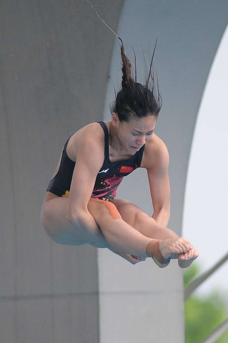 关于新晋跳水王冠军诠释自由潜水之美的信息