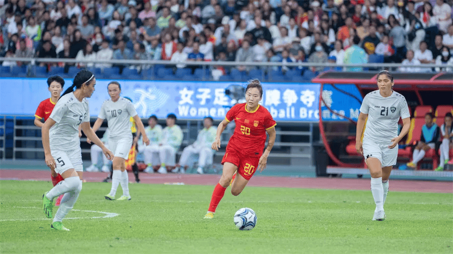 关于夺冠之路坎坷多，中国女足备战状况曝光的信息