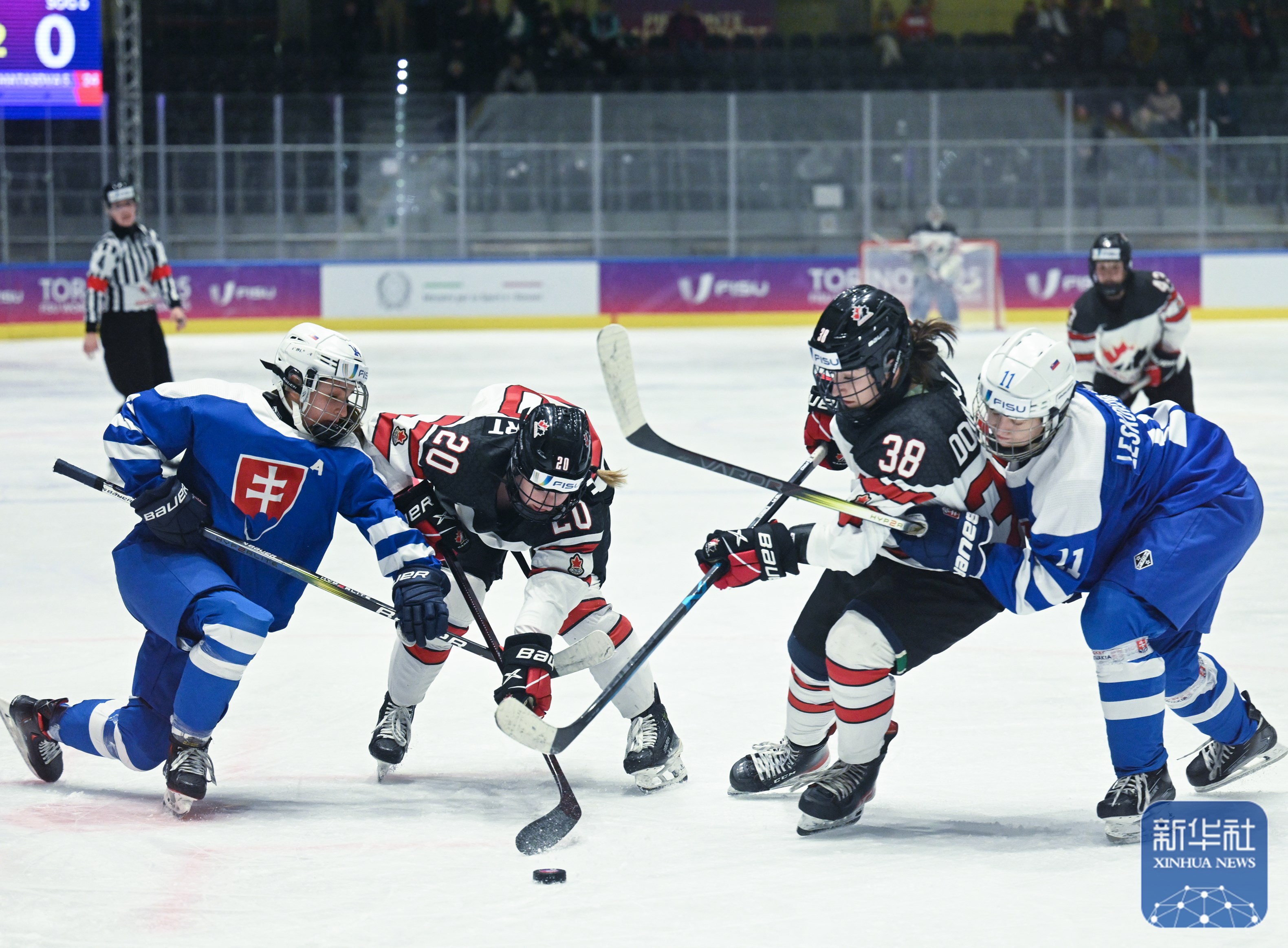 参赛队伍实力颇强，展现出色表现