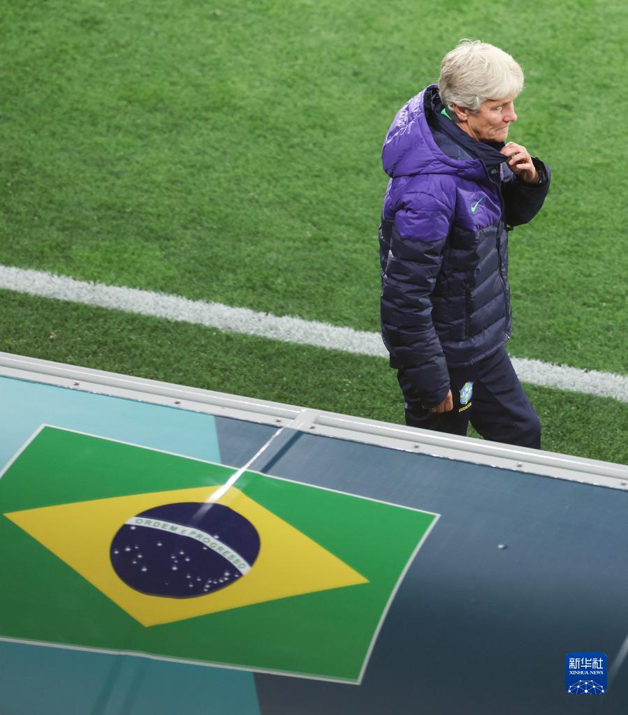巴西女足备战冠军赛巴西足球队准备参加冠军赛的简单介绍