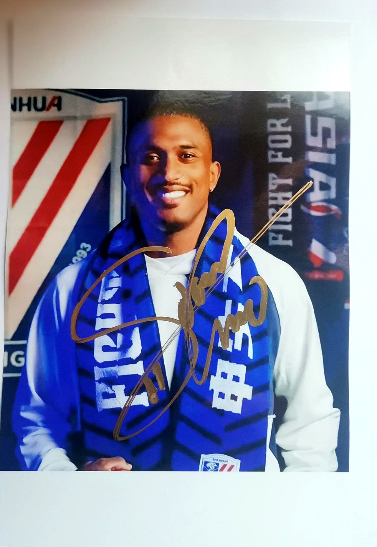 非洲球员在精彩比赛中的出色发挥