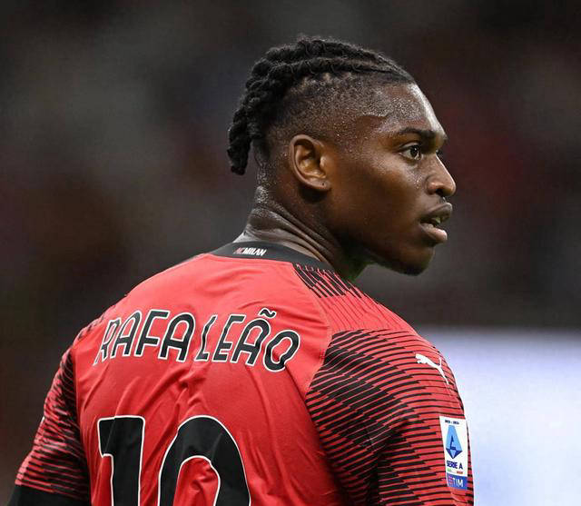 关于AC米兰名宿赞赏球队表现,振奋士气的信息 关于AC米兰名宿赞赏球队表现,振奋士气的信息