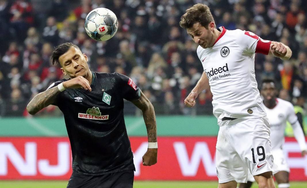 包含斯图加特实力不俗，继续保持不败纪录的词条