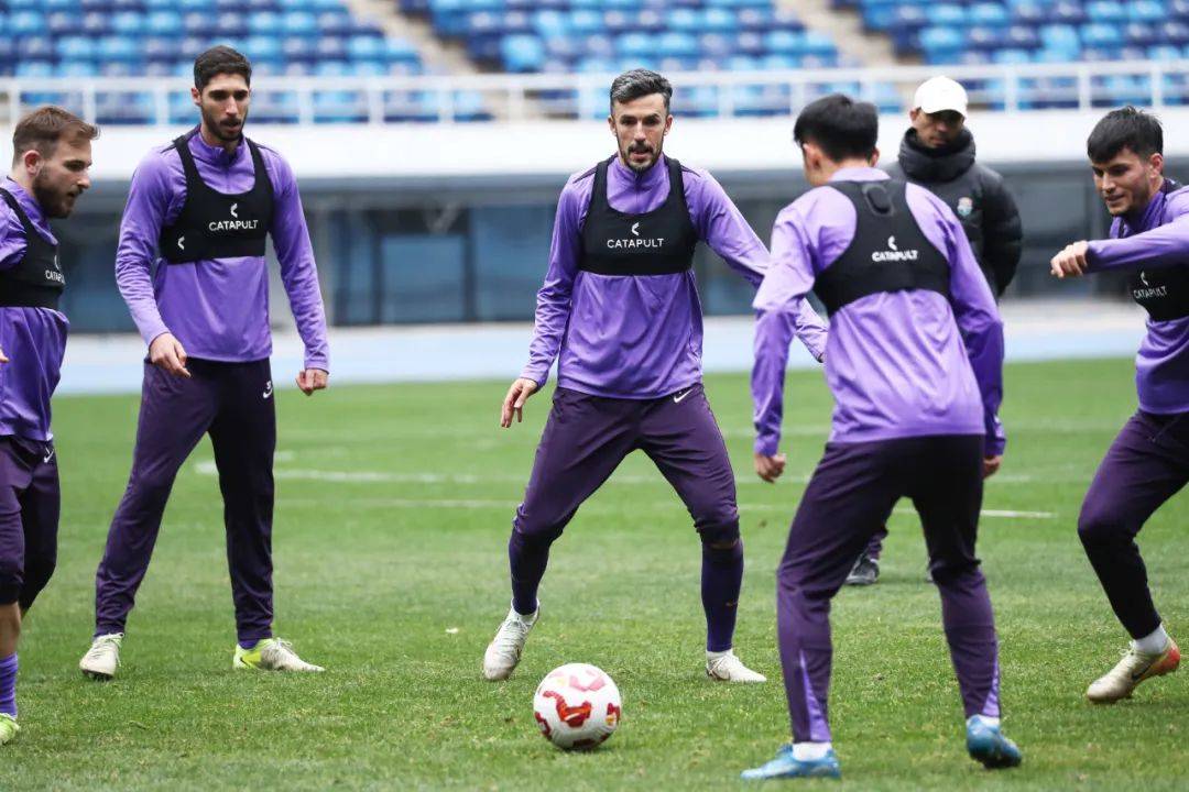 开云体育平台APP-尼斯球员集中训练，全力备战下一场比赛的简单介绍