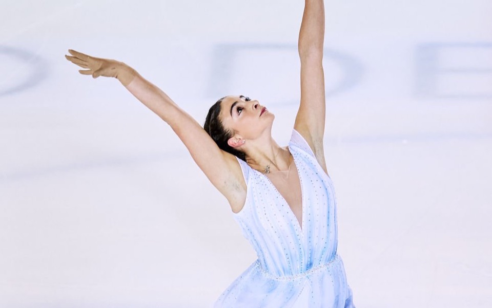 开云官网-花样滑冰比赛中意大利选手获得第一名