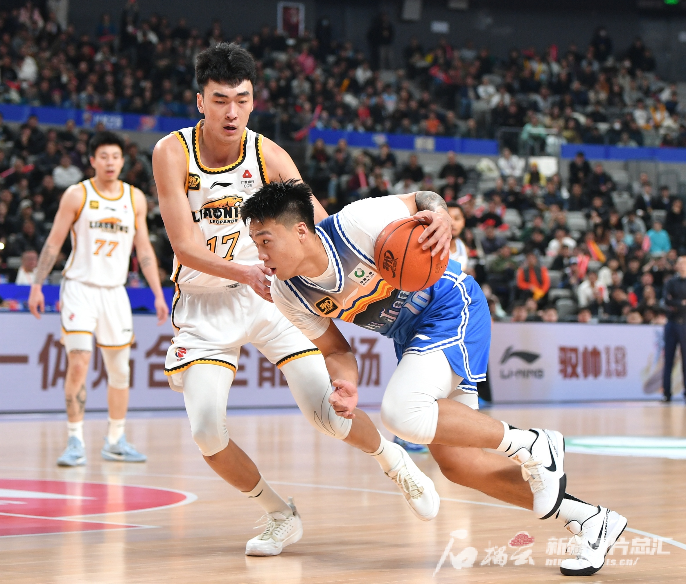 新疆男篮成功两连胜，稳定队伍士气