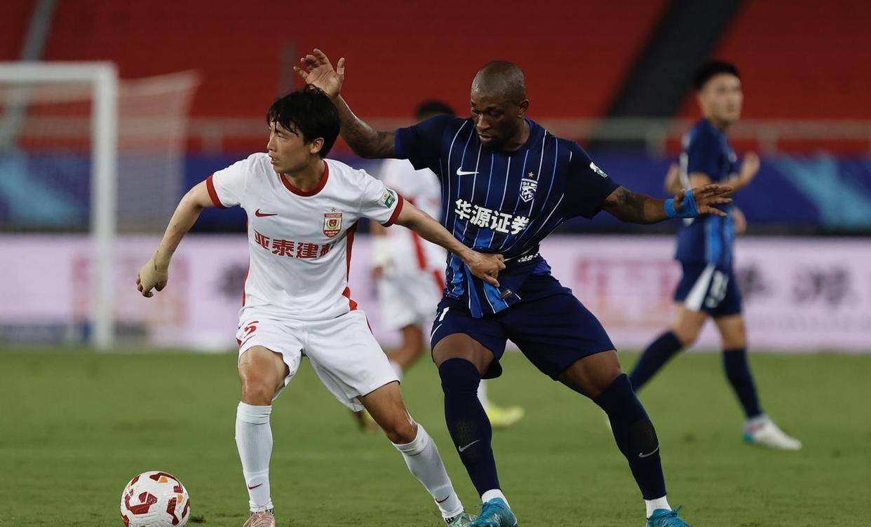 开云体育中国-包含长春亚泰客场屡战屡败！比不敌天津泰达的词条
