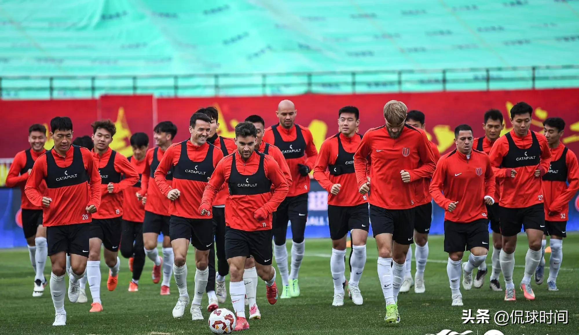 包含长春亚泰客场屡战屡败！比不敌天津泰达的词条