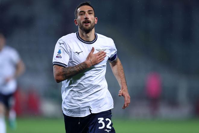 拉齐奥主帅表示球队目标是冠军，雄心勃勃