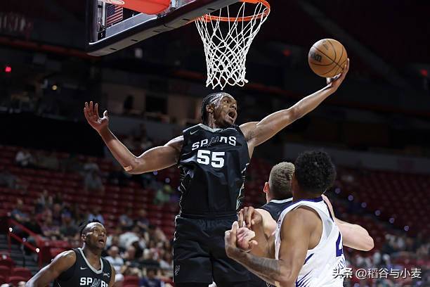 开云体育入口-非洲篮球新星崭露头角，展现潜力的简单介绍