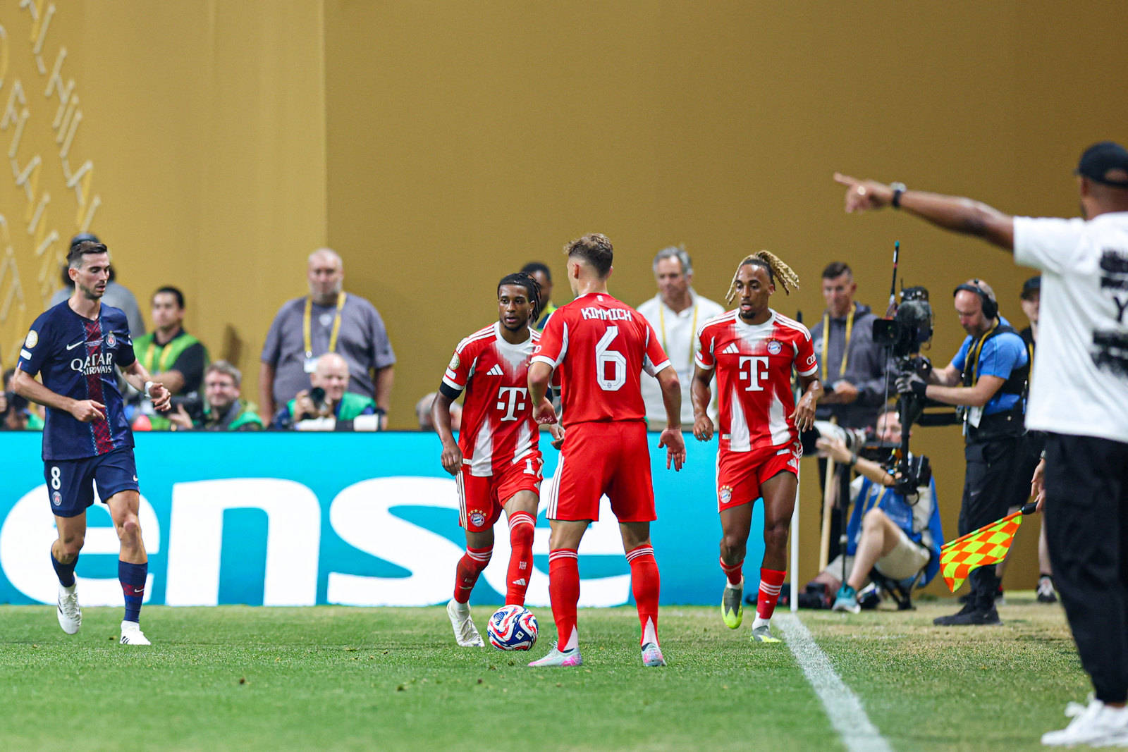 拜仁惨败巴黎晋级半决赛之路再进一步的简单介绍 拜仁惨败巴黎晋级半决赛之路再进一步的简单介绍