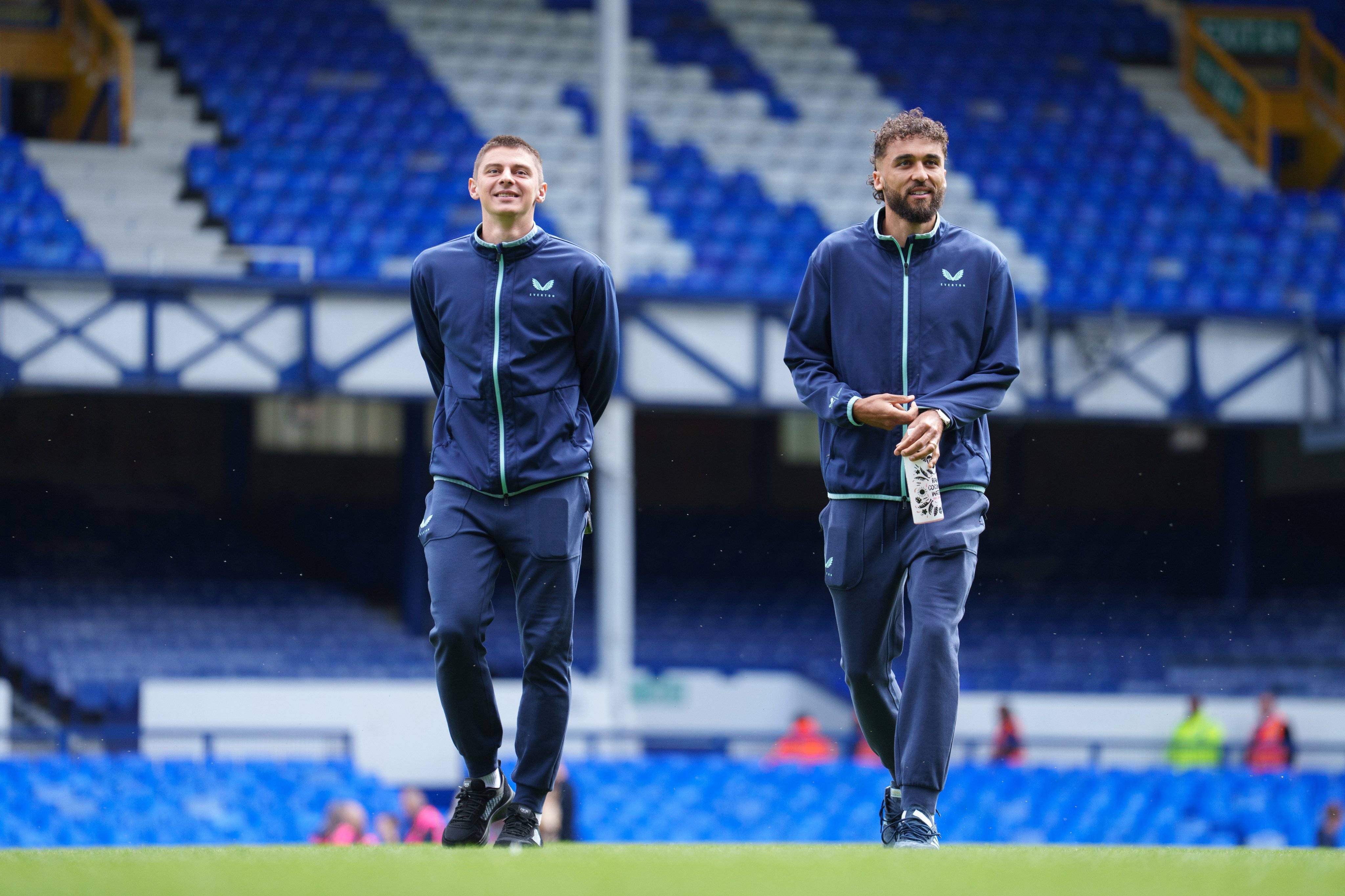 开云APP-埃弗顿新主帅调整备战，球员团结备战冠军的简单介绍