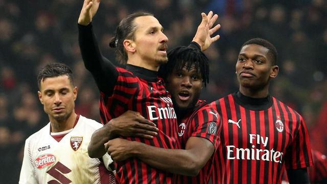 开云体育下载-巴西完胜巴黎，伊布刷新纪录